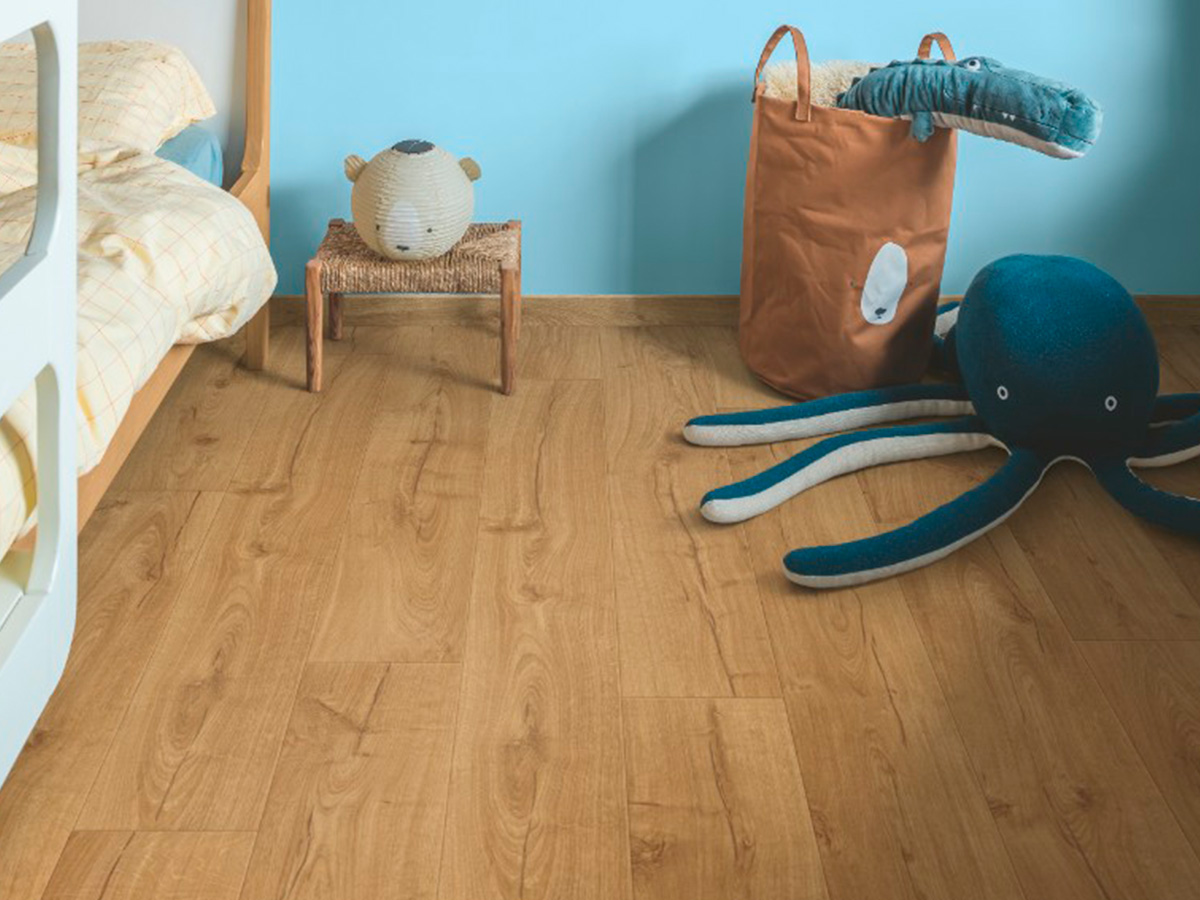 Piso Laminado em Régua Quick-Step Impressive Carvalho Clássico Natural